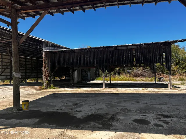 $210,000 | 3650 Back Valley Road, Speedwell, TN 37870