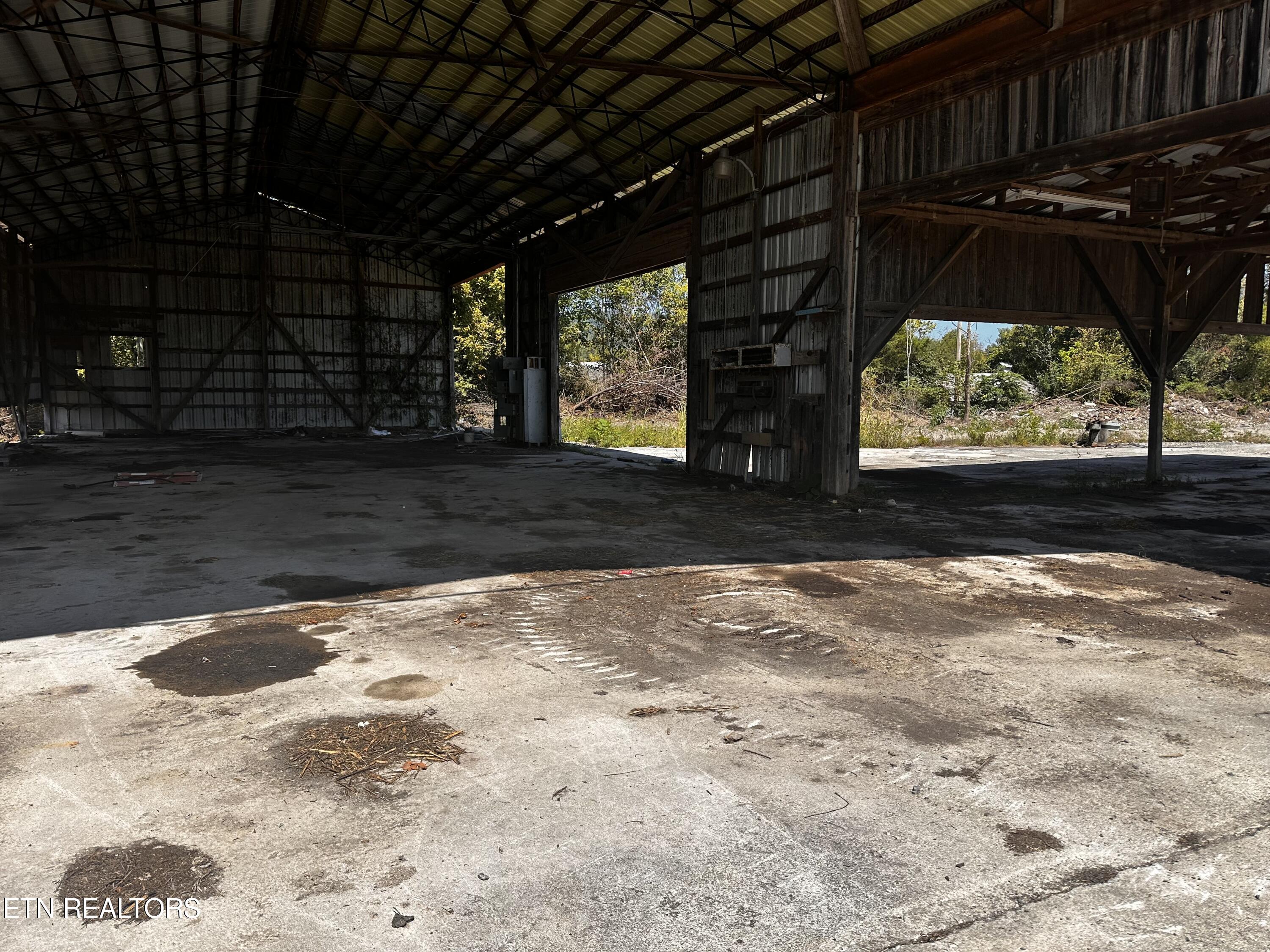 3650 Back Valley Road Speedwell, TN 37870 - Photo 21 of 22 IMG_1926