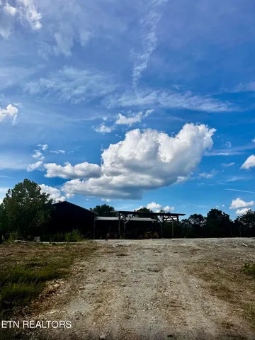 $210,000 | 3650 Back Valley Road, Speedwell, TN 37870