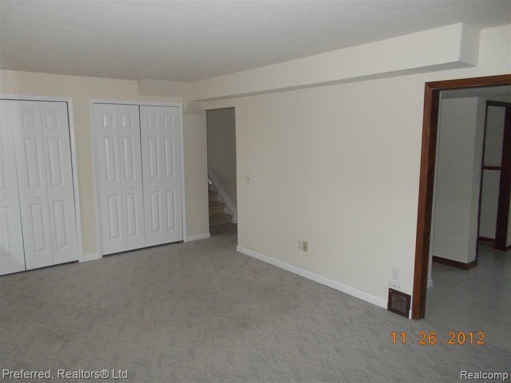 44025 Warren Road Canton, MI 48187 - Photo 24 of 24 Fam_Laundry