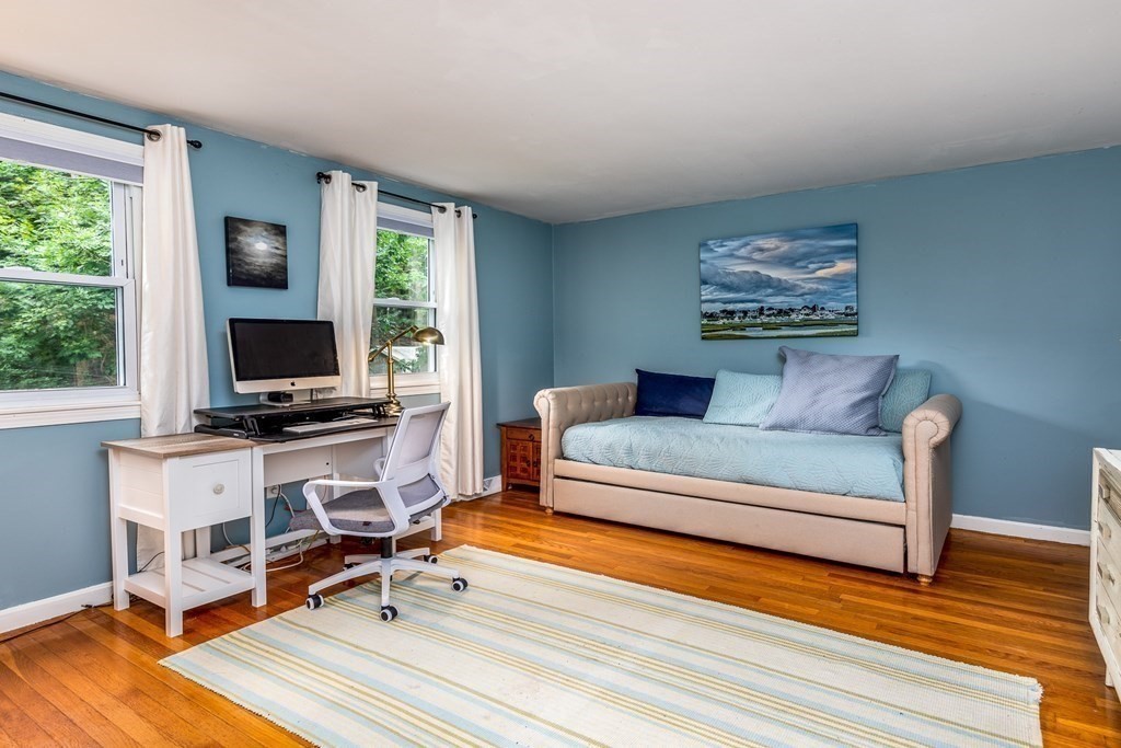 183 Stockbridge Road Scituate, MA 02066 - Photo 11 of 28 Gallery Image 11