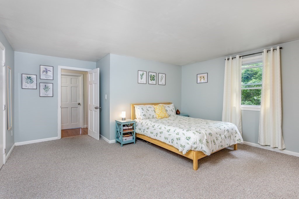 183 Stockbridge Road Scituate, MA 02066 - Photo 15 of 28 Gallery Image 15