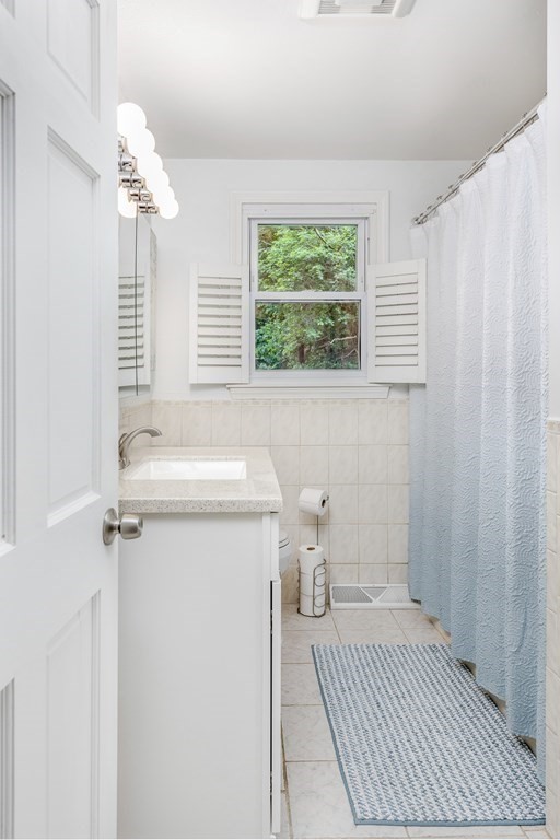 183 Stockbridge Road Scituate, MA 02066 - Photo 20 of 28 Gallery Image 20