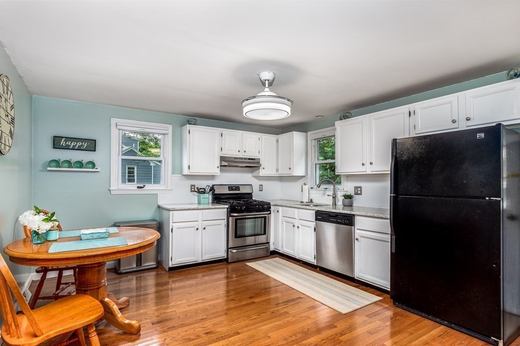183 Stockbridge Road Scituate, MA 02066 - Photo 2 of 28 Gallery Image 2