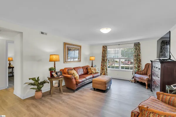 $267,000 | 925 Cleveland Street, Unit 235, Greenville, SC 29601
