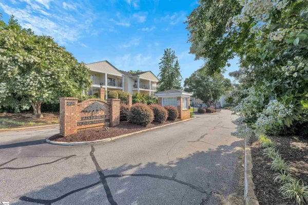 $267,000 | 925 Cleveland Street, Unit 235, Greenville, SC 29601