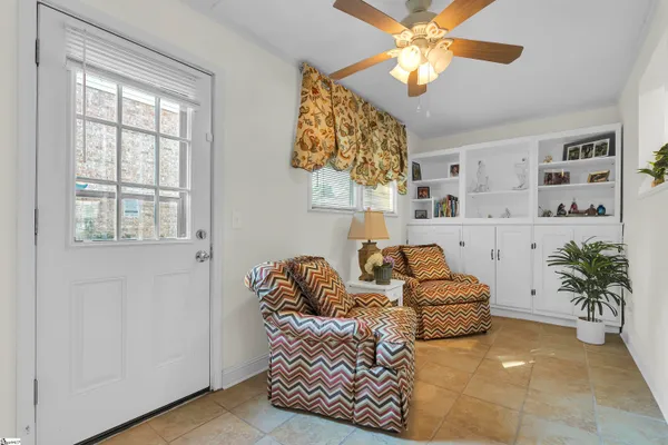 $267,000 | 925 Cleveland Street, Unit 235, Greenville, SC 29601