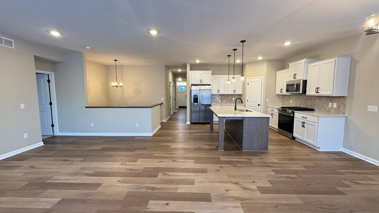 14830 Artaine Trail Rosemount, MN 55068 - Photo 25 of 46