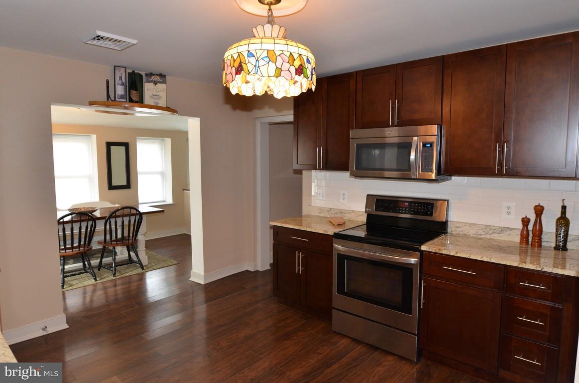 3565 Catlett Road Catlett, VA 20119 - Photo 12 of 20 Updated Kitchen with Stainless Steel Appliances
