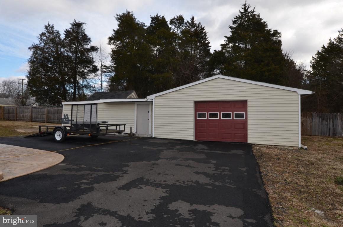 3565 Catlett Road Catlett, VA 20119 - Photo 5 of 20 Detached Garage