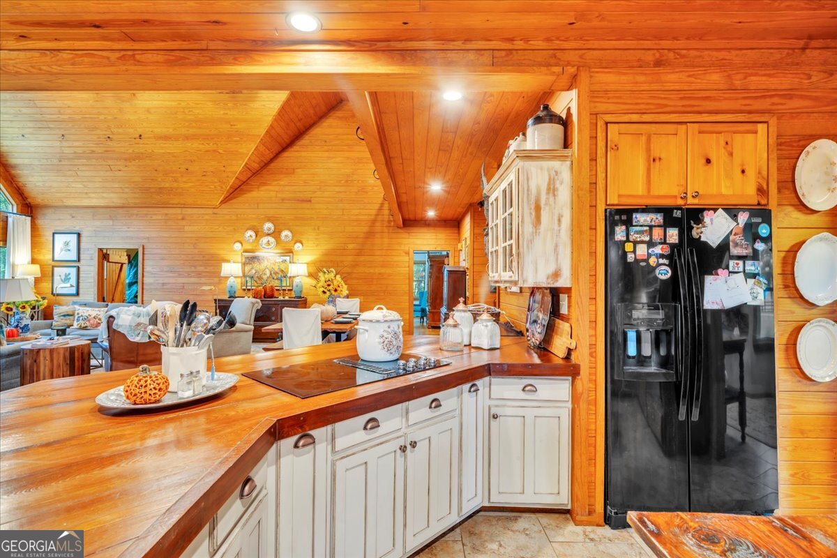 568 Hopewell Church Road Rhine, GA 31077 - Photo 14 of 77 a very nice looking kitchen with a large window