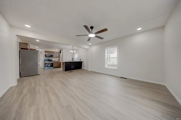 $134,000 | 718 Illinois Street, Bicknell, IN 47512