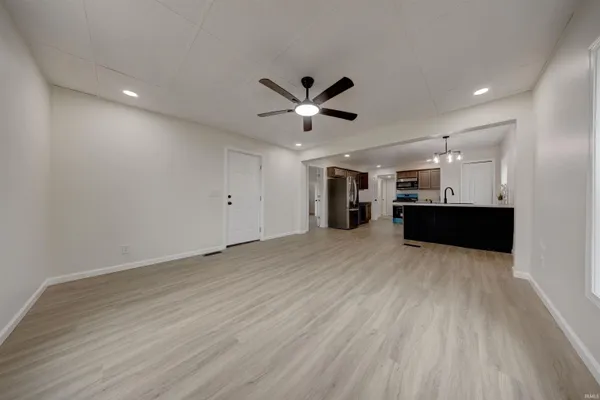 $134,000 | 718 Illinois Street, Bicknell, IN 47512