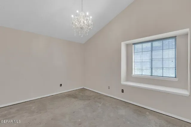 a view of empty room with window