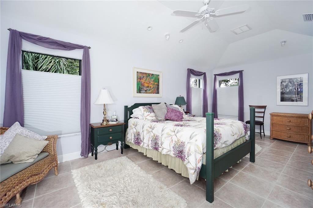 2384 Kings Lake Boulevard Naples, FL 34112 - Photo 12 of 18 Gallery Image 12