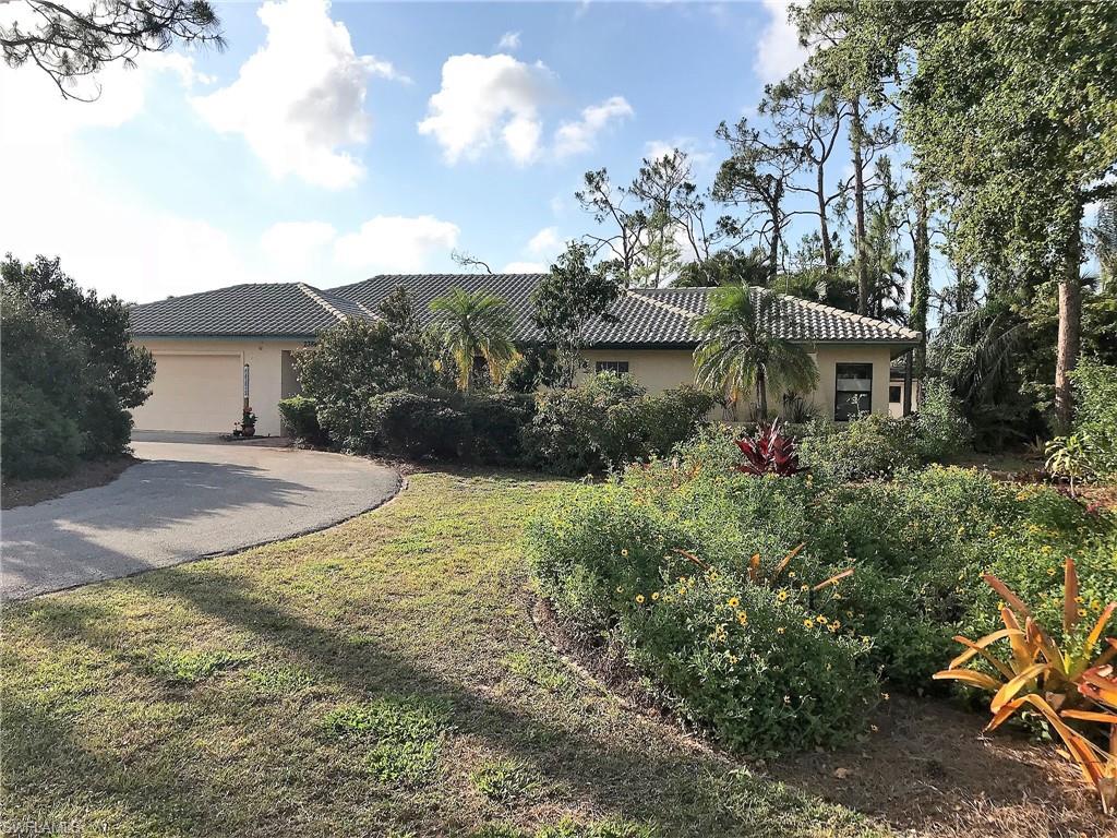 2384 Kings Lake Boulevard Naples, FL 34112 - Photo 4 of 18 Gallery Image 4