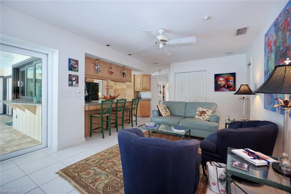 2384 Kings Lake Boulevard Naples, FL 34112 - Photo 9 of 18 Gallery Image 9