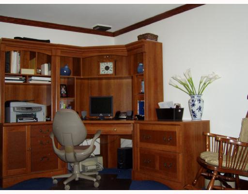 640 North 2nd Street Apollo, PA 15613 - Photo 5 of 8 Studio/Study/Office.