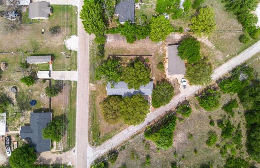 211 West Long Street Elm Mott, TX 76640 - Photo 15 of 16 a view of a garden