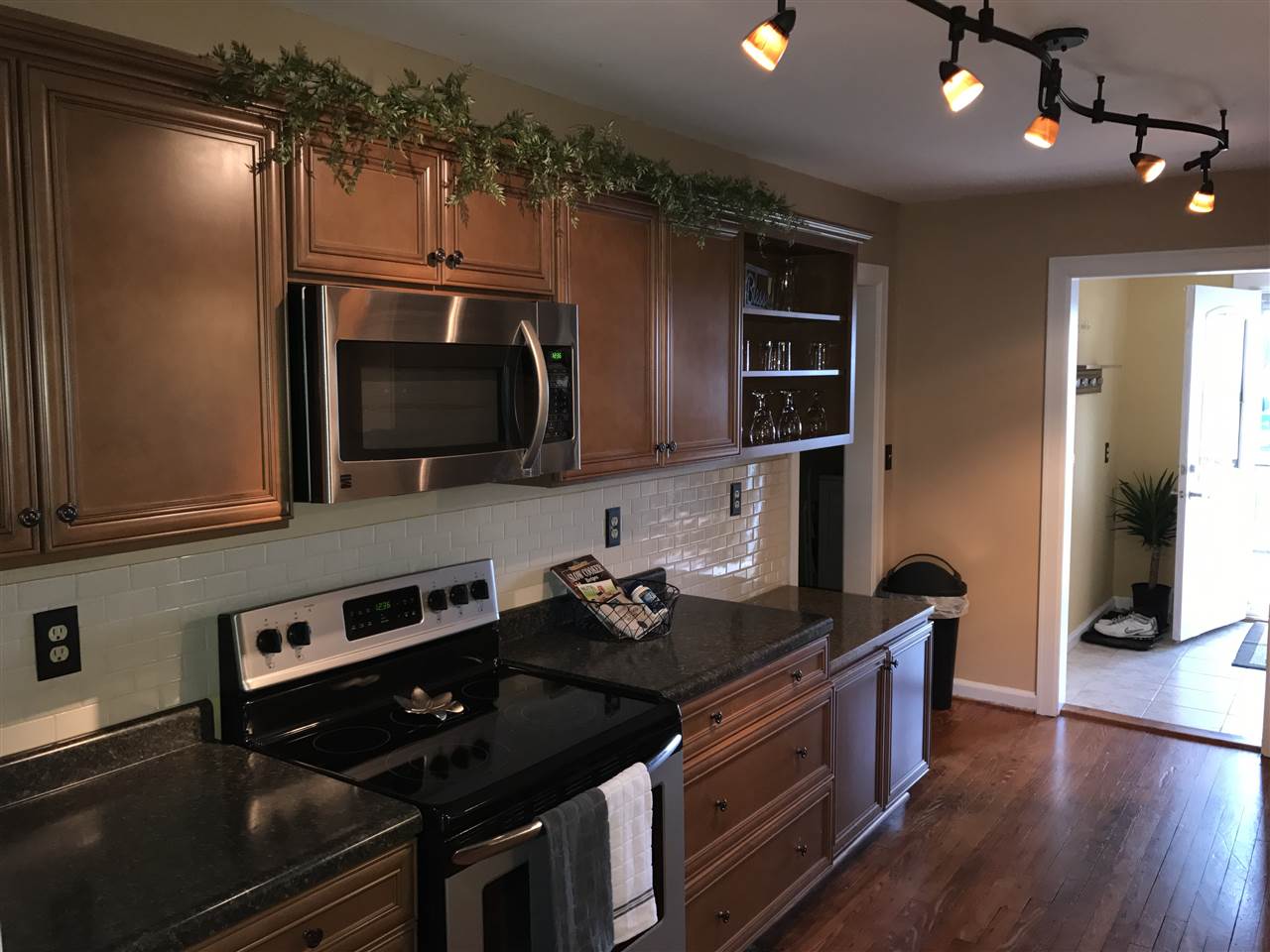13883 East St Road Kempton, IN 46049 - Photo 6 of 19 Gallery Image 6