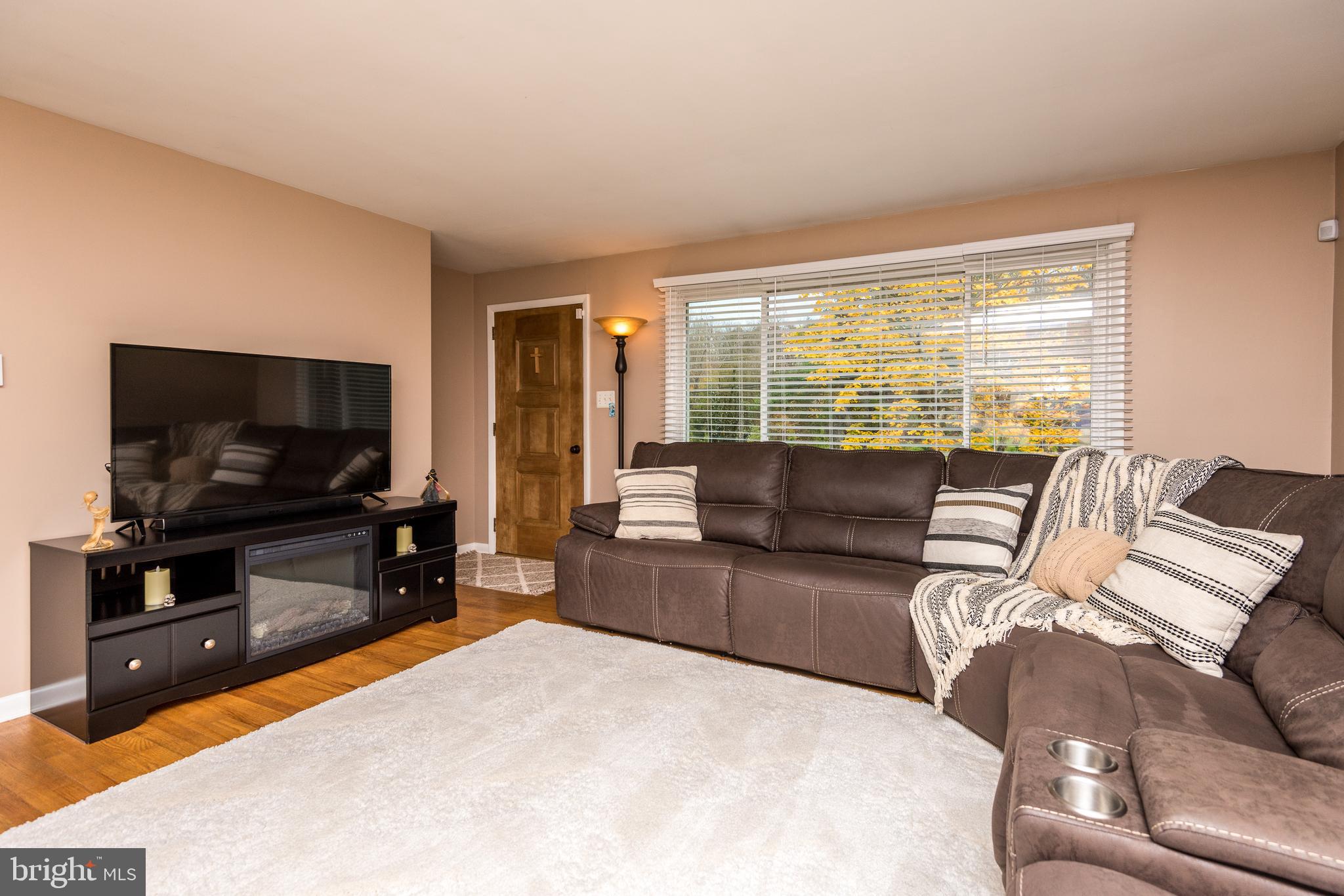 1750 Kumry Road Quakertown, PA 18951 - Photo 4 of 24 Open Light & Bright Living Room