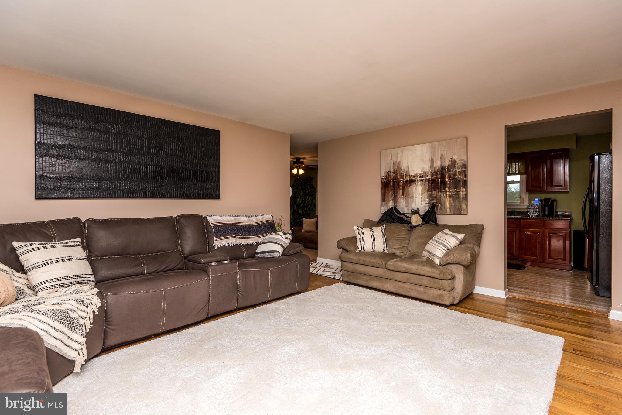 1750 Kumry Road Quakertown, PA 18951 - Photo 7 of 24 Living Room