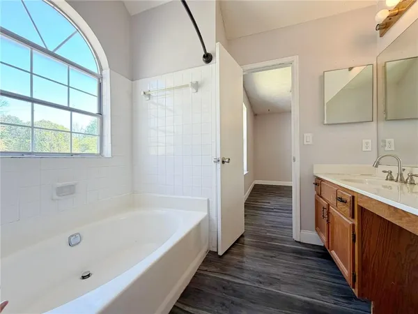 $2,200 | 2901 Inverloch Circle, Duluth, GA 30096