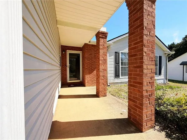 $2,200 | 2901 Inverloch Circle, Duluth, GA 30096