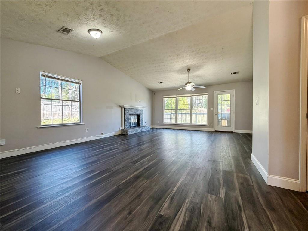 2901 Inverloch Circle Duluth, GA 30096 - Photo 5 of 35