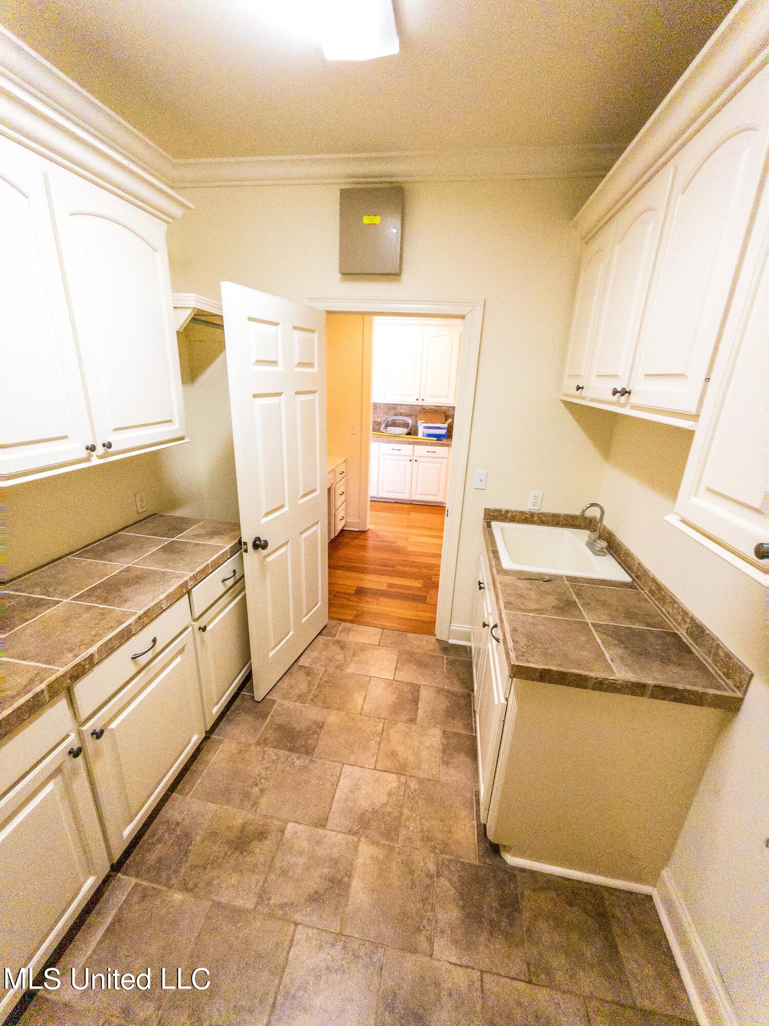115 Hallmark Place Madison, MS 39110 - Photo 17 of 41 E84EDFC7-2F0E-4153-941B-4781FEE6F158