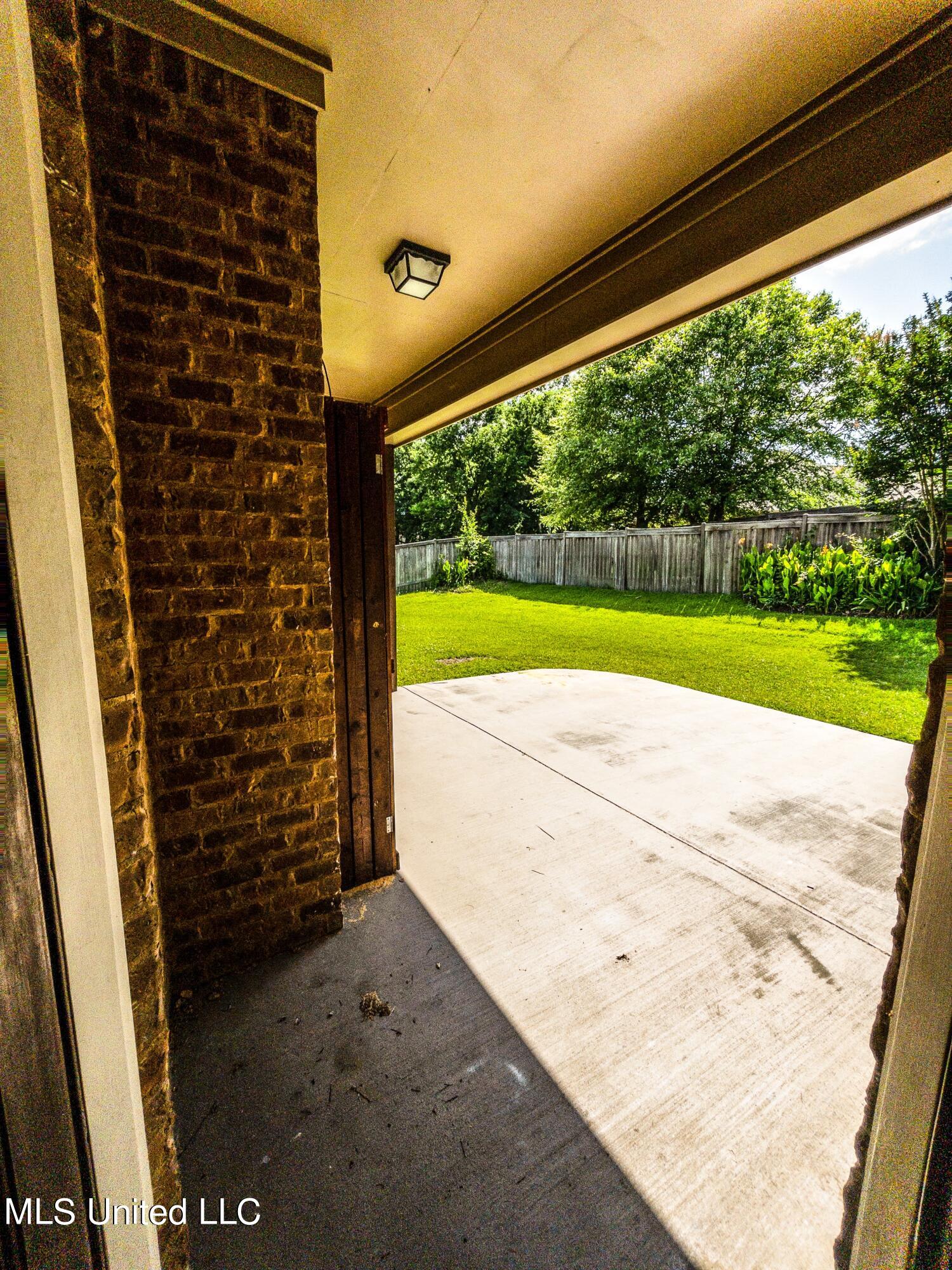 115 Hallmark Place Madison, MS 39110 - Photo 37 of 41 81B92228-F62C-4A11-82DA-87C35F8C0211