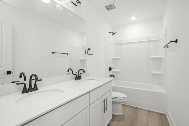 $474,990 | 1557 Oak Springs Drive, Columbia, TN 38401