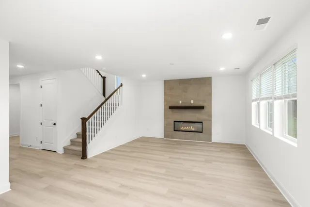 $474,990 | 1557 Oak Springs Drive, Columbia, TN 38401