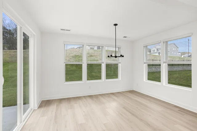 $474,990 | 1557 Oak Springs Drive, Columbia, TN 38401