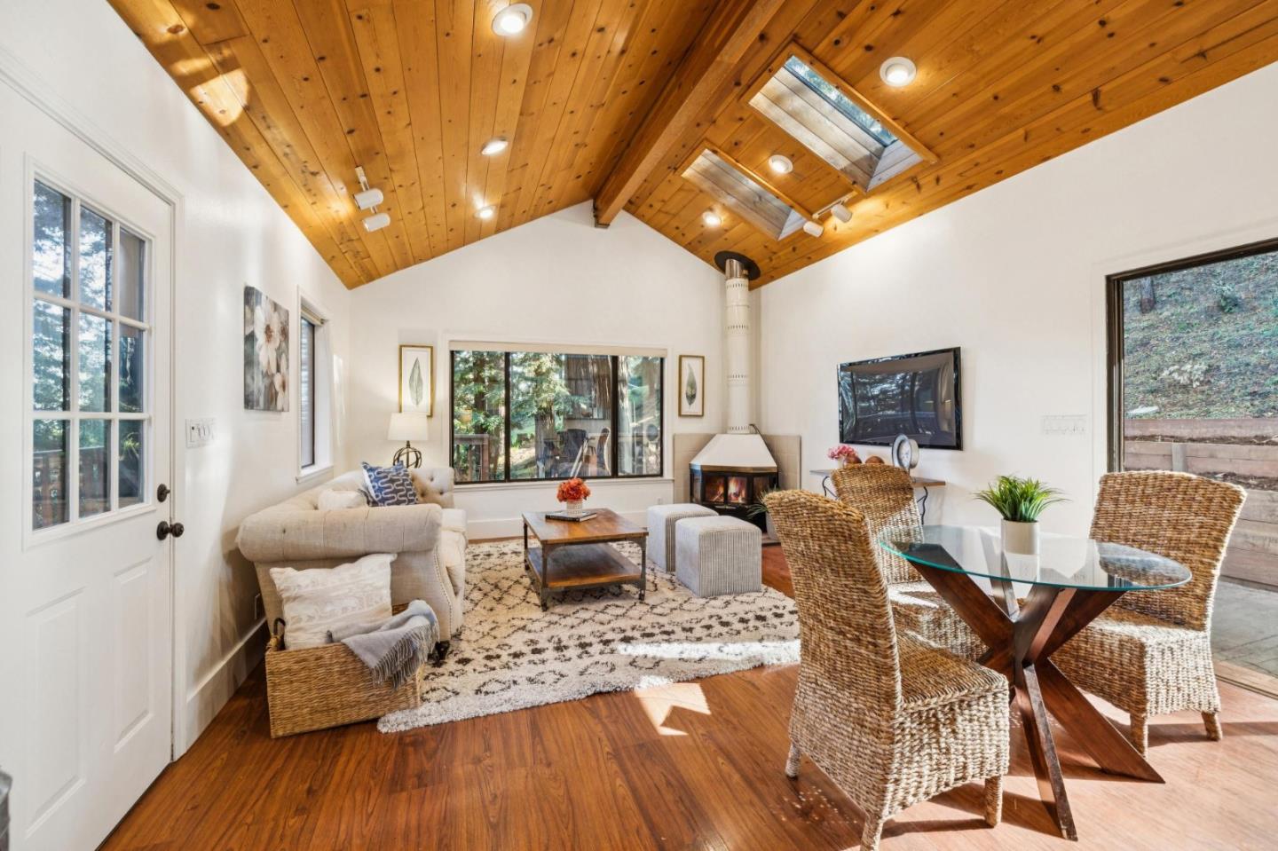 20080 Gist Road Los Gatos, CA 95033 - Photo 5 of 35 a living room with furniture and wooden floor
