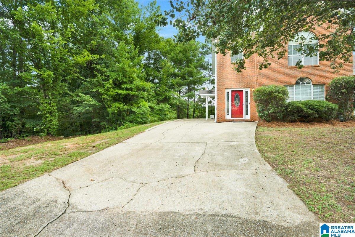 101 Windsor Ridge Drive Pelham, AL 35124 - Photo 3 of 17