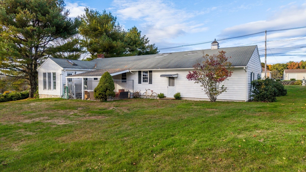 390 Old Fall River Road Dartmouth, MA 02747 - Photo 20 of 21 Gallery Image 20