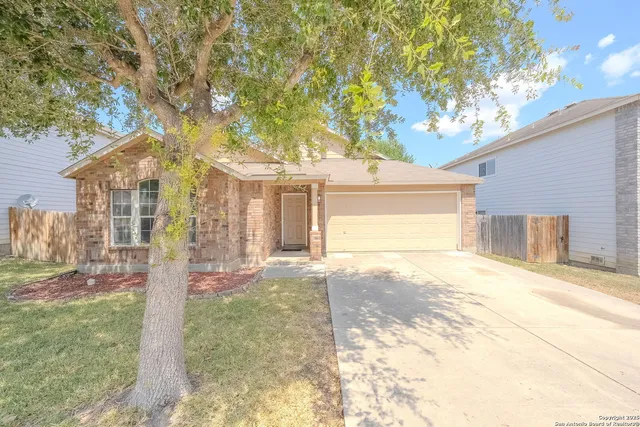 $215,000 | 8531 Dusty Ridge, Converse, TX 78109