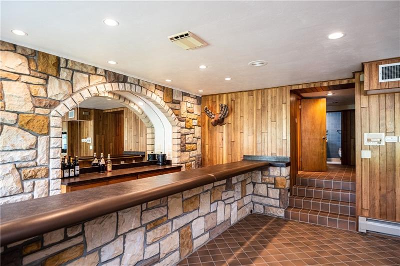 4601 Gardenville Road Pittsburgh, PA 15236 - Photo 22 of 25 Gallery Image 22