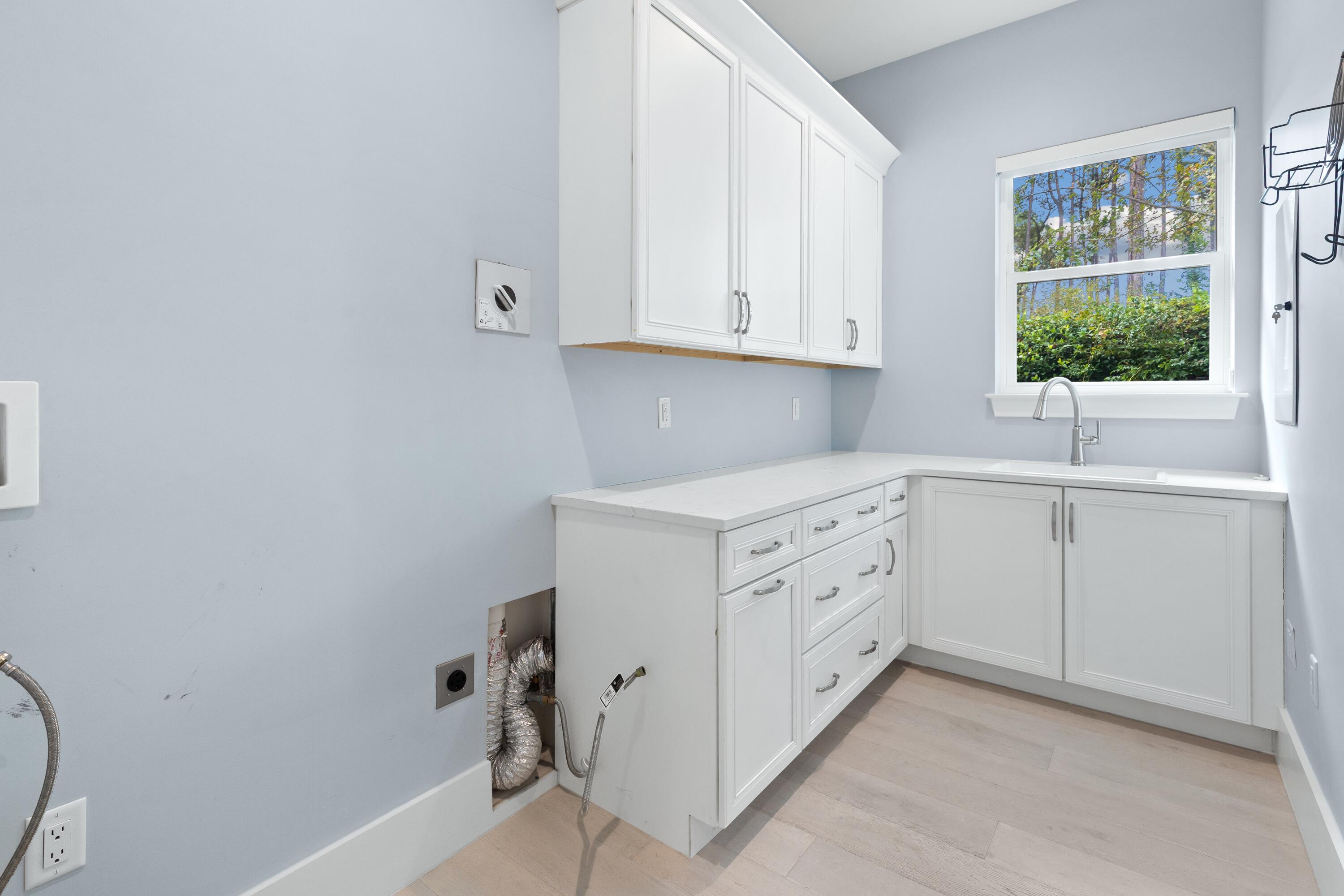 399 Driftwood Point Road Santa Rosa Beach, FL 32459 - Photo 63 of 94 Laundry room