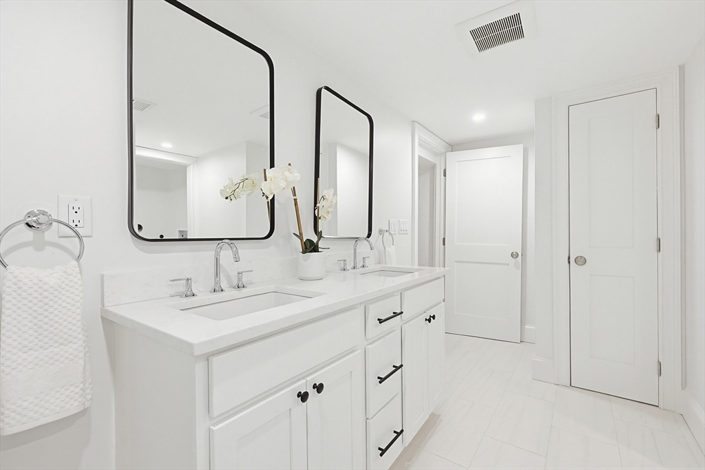 179 Main Street, Unit 1 Medford, MA 02155 - Photo 30 of 41