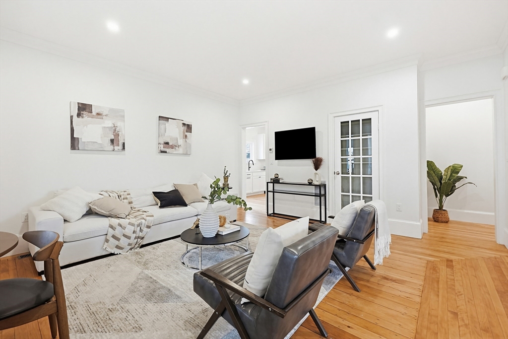 179 Main Street, Unit 1 Medford, MA 02155 - Photo 6 of 41