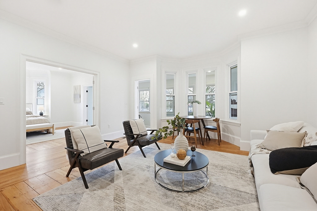 179 Main Street, Unit 1 Medford, MA 02155 - Photo 8 of 41