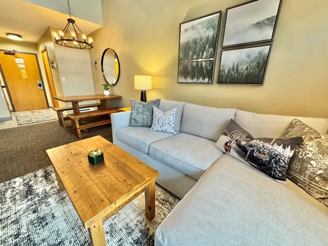 $319,900 | 130 Bridge Run Lane, Unit B, Lutsen, MN 55612