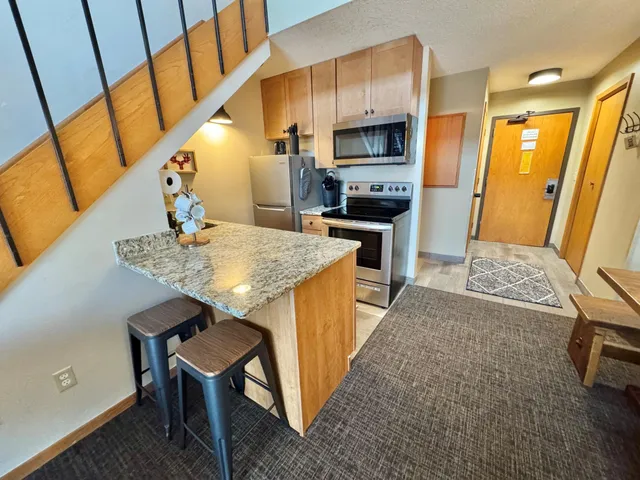 $319,900 | 130 Bridge Run Lane, Unit B, Lutsen, MN 55612