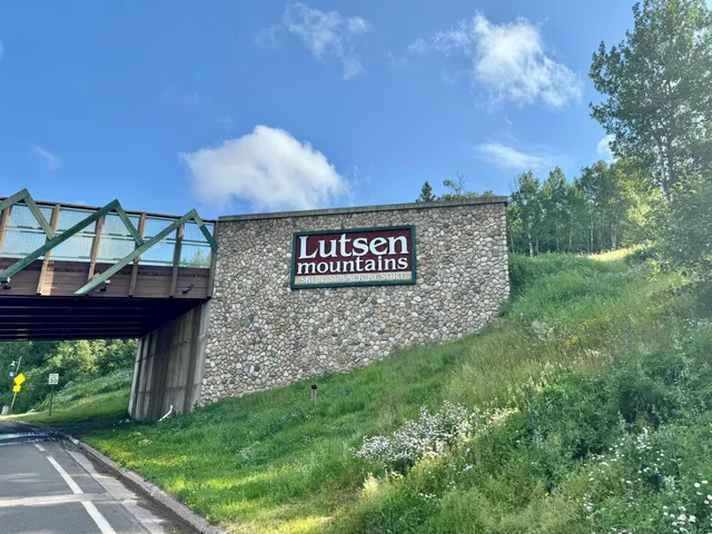 $319,900 | 130 Bridge Run Lane, Unit B, Lutsen, MN 55612