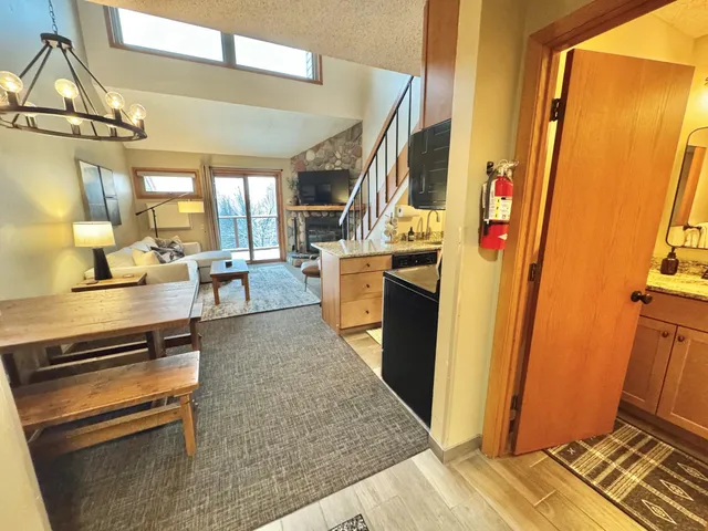 $319,900 | 130 Bridge Run Lane, Unit B, Lutsen, MN 55612