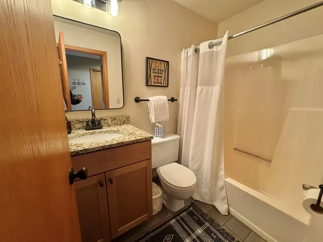 $319,900 | 130 Bridge Run Lane, Unit B, Lutsen, MN 55612