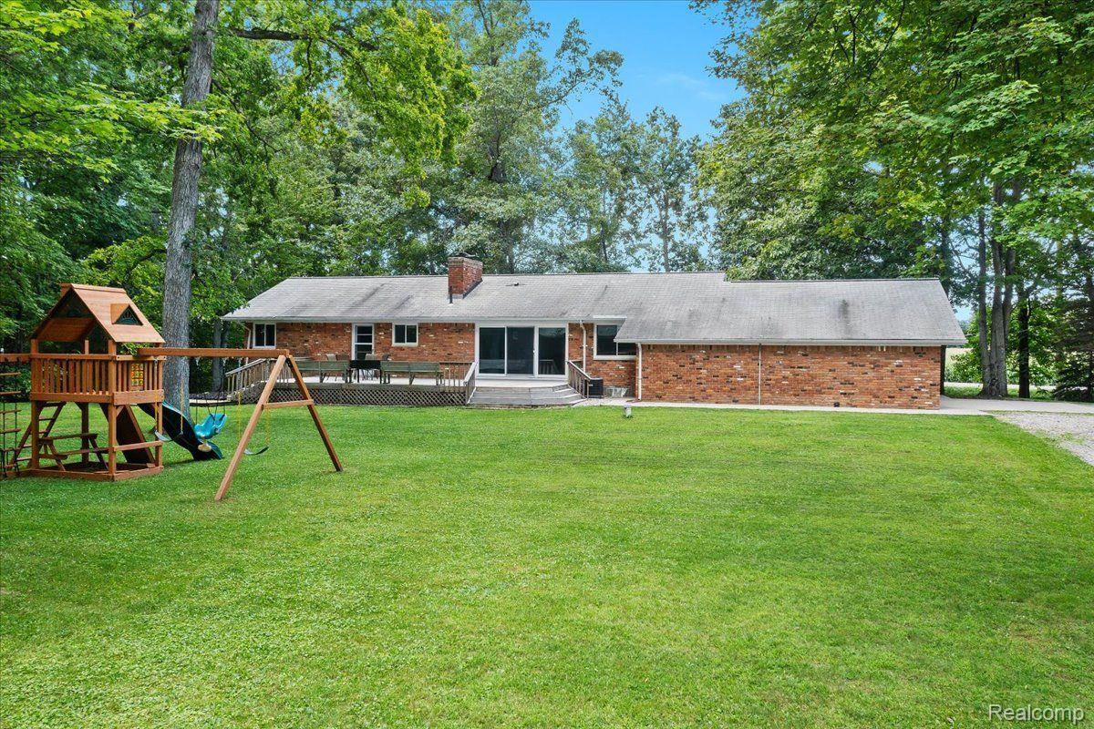 2330 Argentine Road Howell, MI 48855 - Photo 31 of 38 2330 Argentine Rd