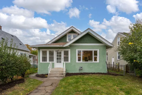 $2,800 | 3419 24th Avenue South, Minneapolis, MN 55406
